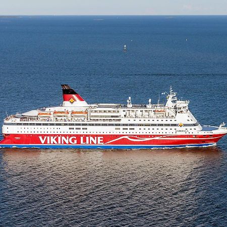 Viking Line Ferry Gabriella - One-Way Journey From Stockholm To Helsinki Hotel Buitenkant foto