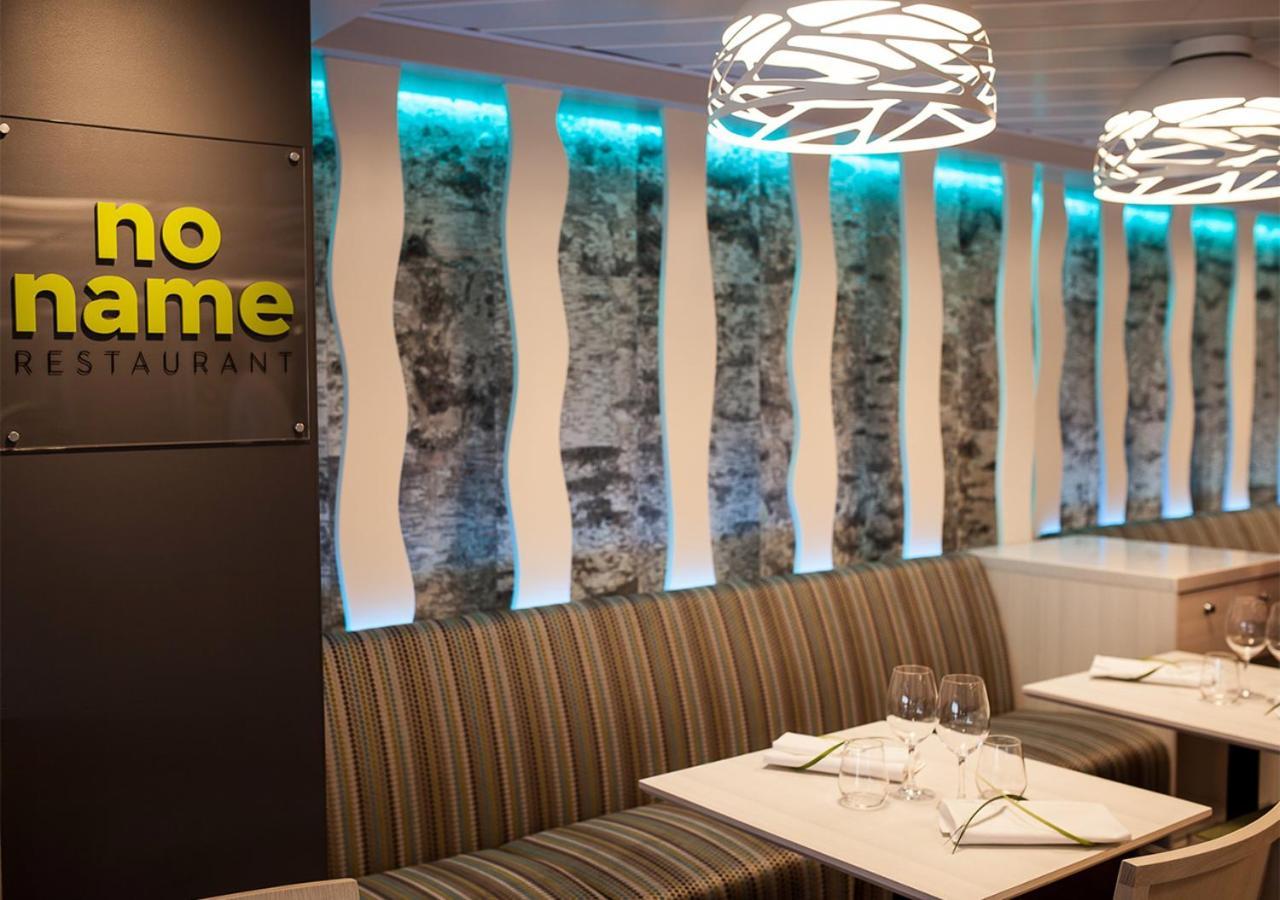 Viking Line Ferry Gabriella - One-Way Journey From Stockholm To Helsinki Hotel Buitenkant foto