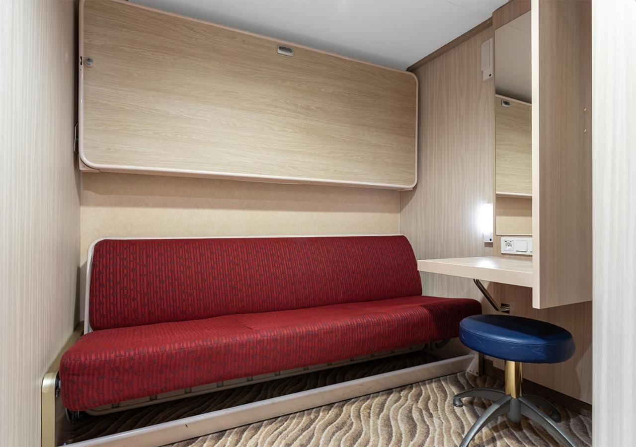 Viking Line Ferry Gabriella - One-Way Journey From Stockholm To Helsinki Hotel Kamer foto