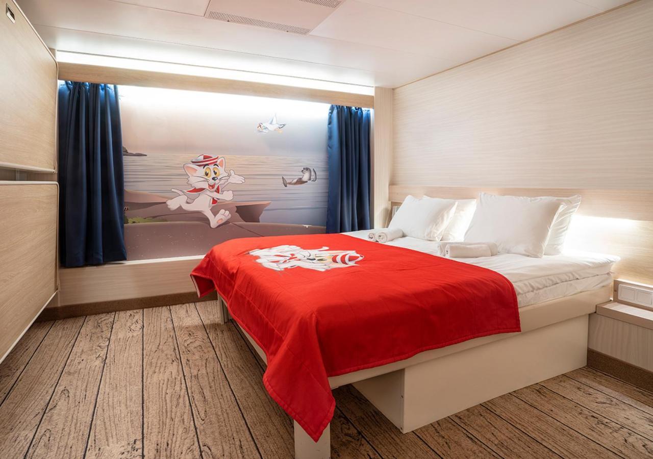Viking Line Ferry Gabriella - One-Way Journey From Stockholm To Helsinki Hotel Kamer foto