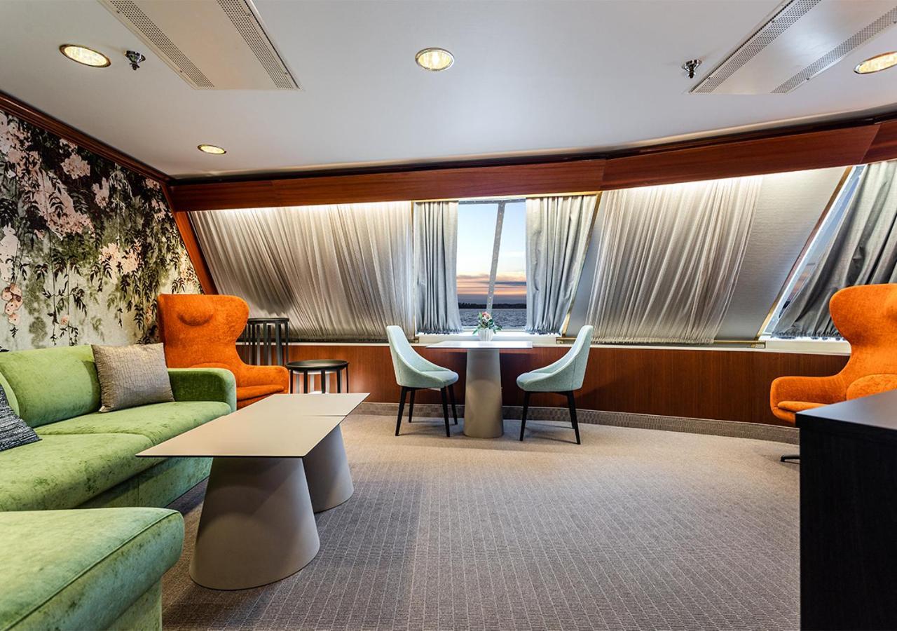 Viking Line Ferry Gabriella - One-Way Journey From Stockholm To Helsinki Hotel Kamer foto